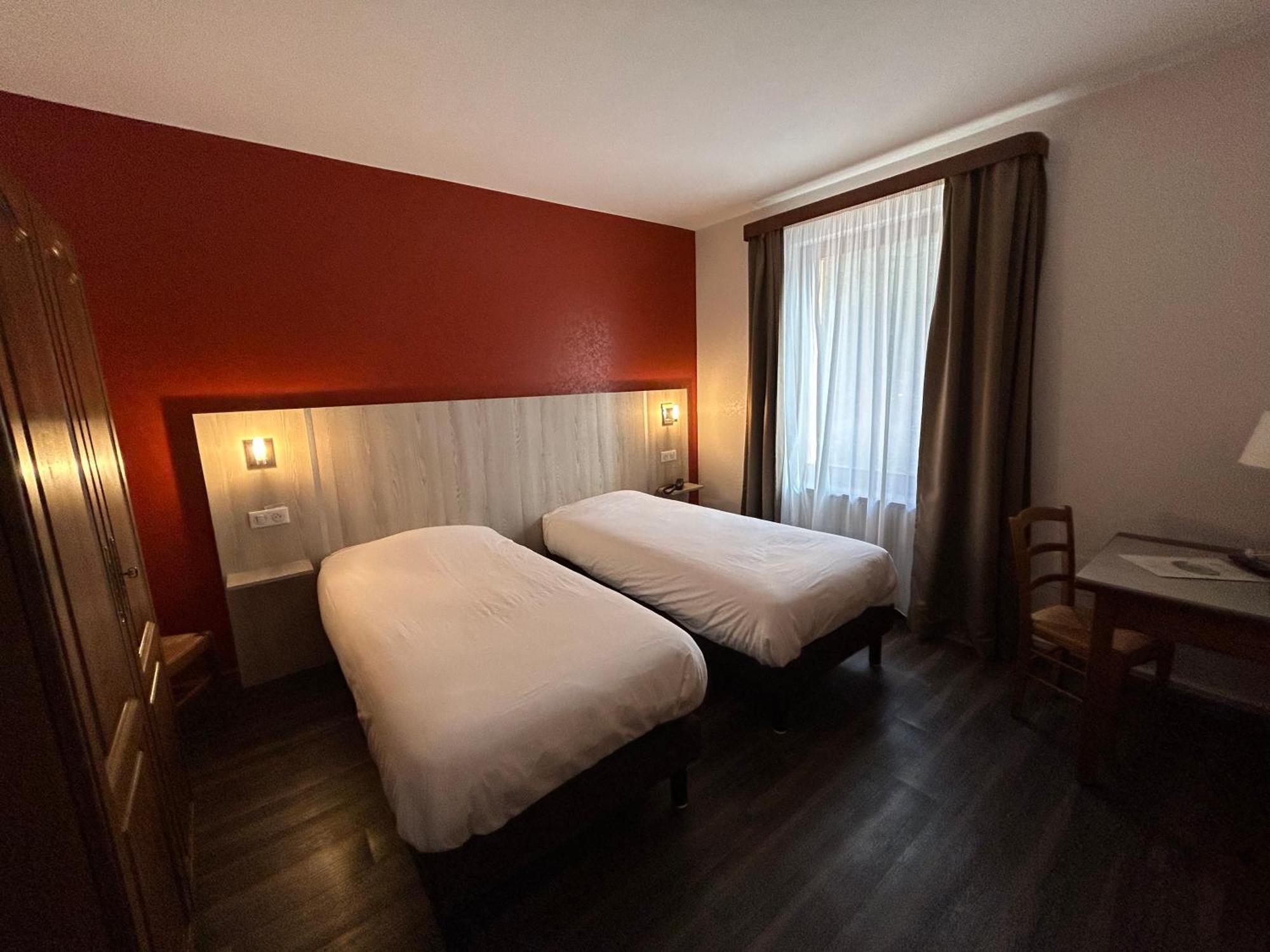 Auberge Des Mésanges Meisenthal Zimmer foto