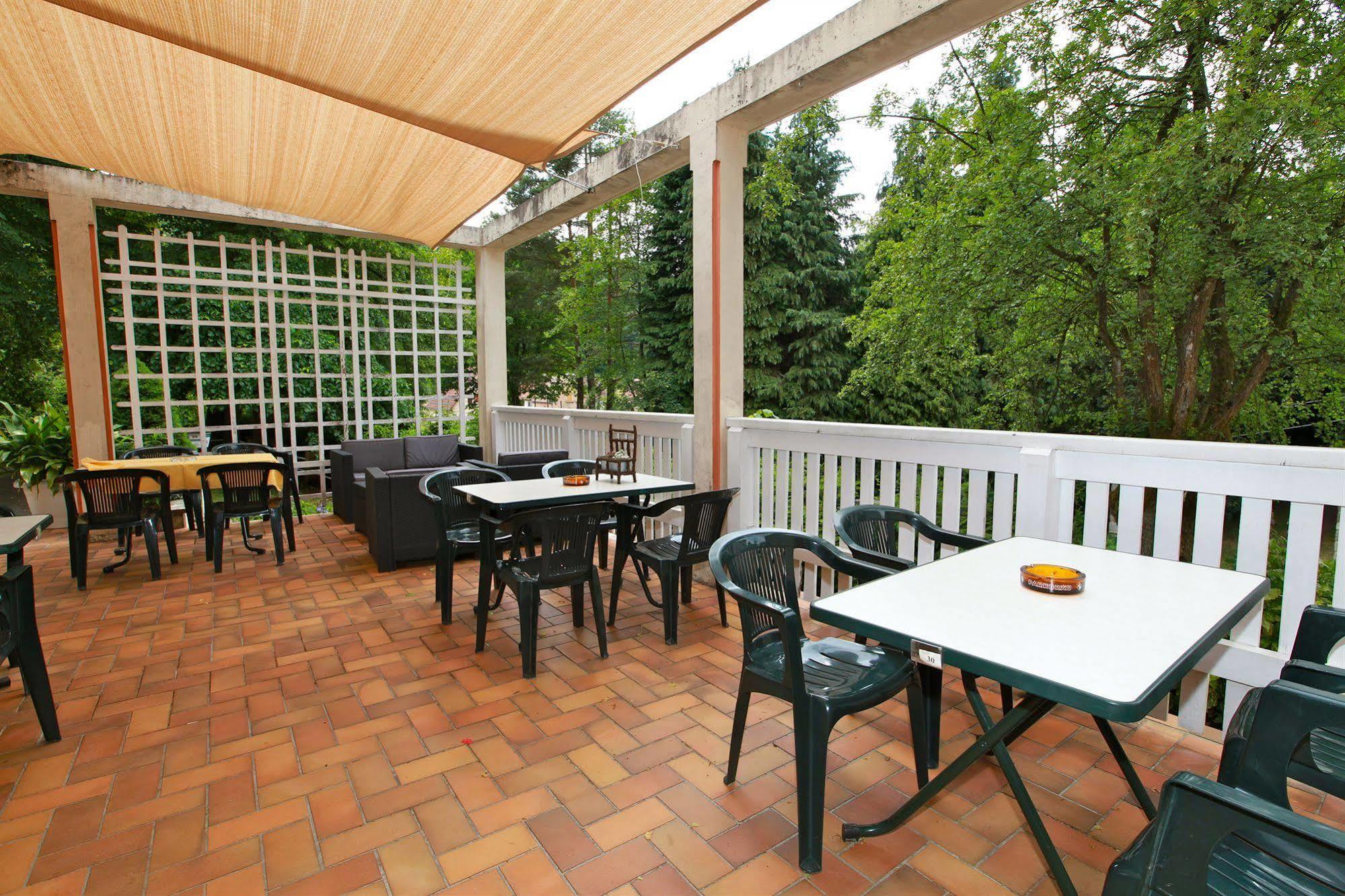 Auberge Des Mésanges Meisenthal Exterior foto